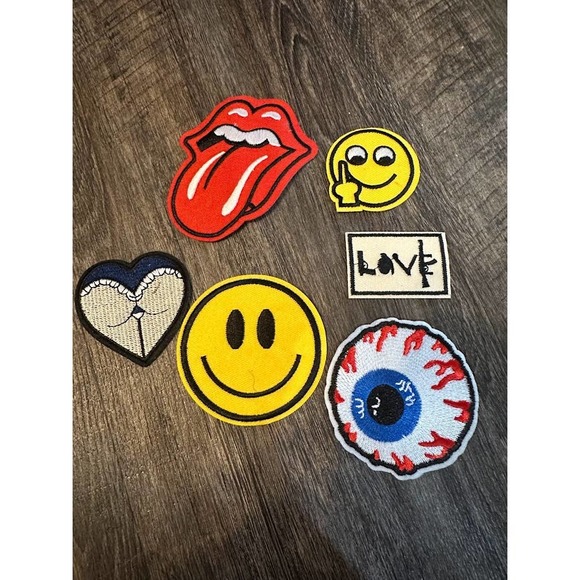 Iron On / Sew On Patches - Adults 7pcs Set - Picture 1 of 1